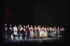 <strong>导演王晓鹰：我的戏需要魂灵、诗化意象</strong>